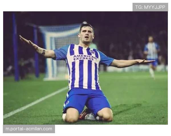 实时：布莱顿 vs 西汉姆联比赛因球场照明故障暂停15分钟